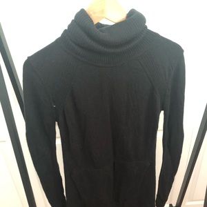 Lululemon turtleneck